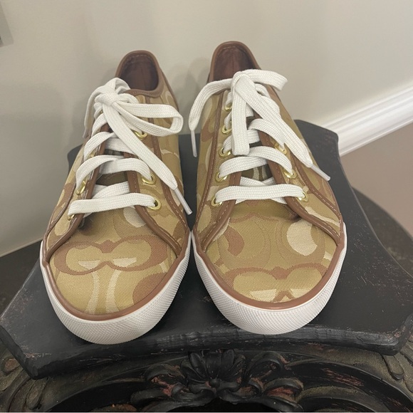 Coach Shoes - Coach Lace Up Sneakers, 7 1/2, EUC